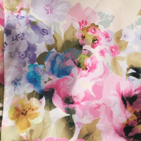 OH My Love Pink Floral Crop Top - Picture 6 of 6